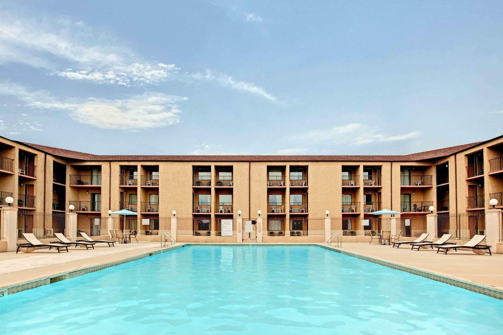 Howard Johnson By Wyndham Blackwood Near Philadelphia Esterno foto